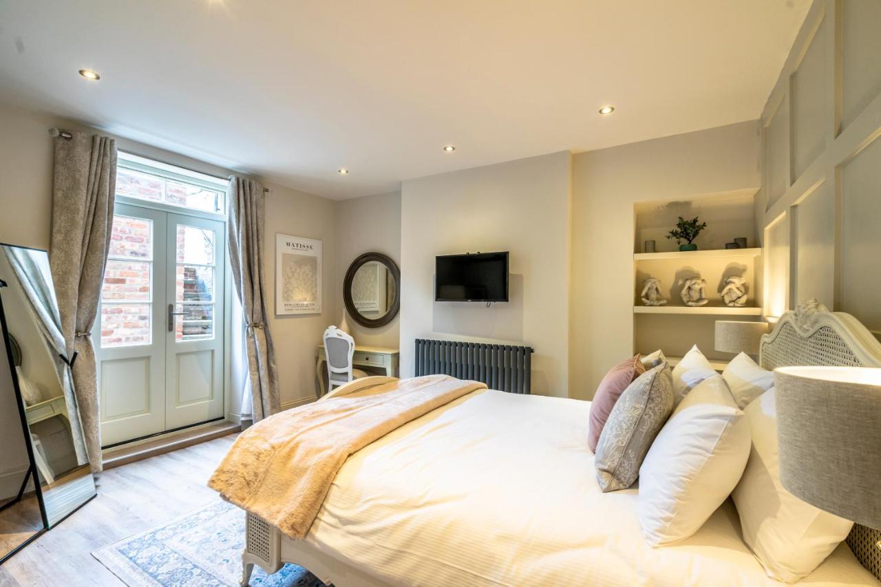 The Retreat At Dukes Townhouse Apartment York Exterior photo